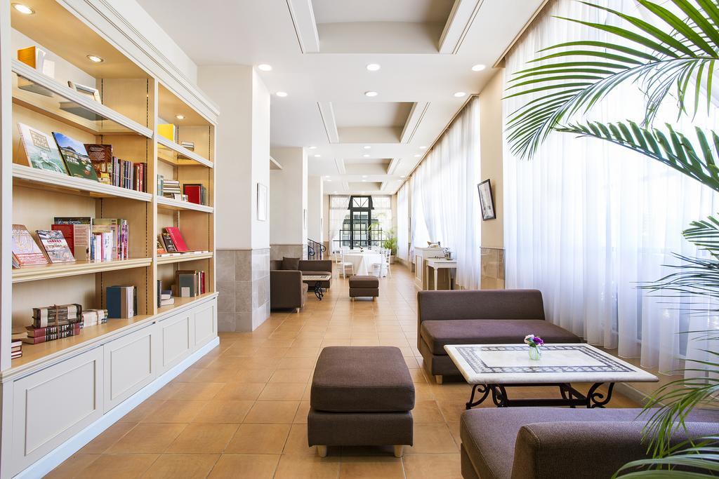 Luke Plaza Hotel Нагасаки Экстерьер фото